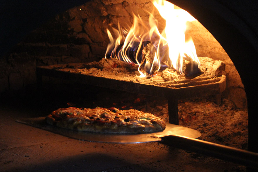 Taş fırında orijinal Napoli Pizzası Rubi’to Pizza’da Konya'da pizza