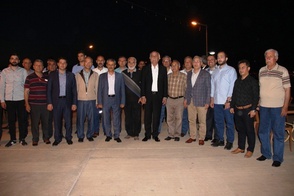 İskenderun’da iskelede ilk iftar yapıldı