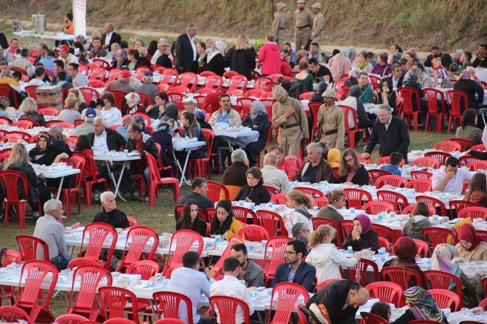 Tarihi Namazgah Tabyaları’nda iftar açtılar