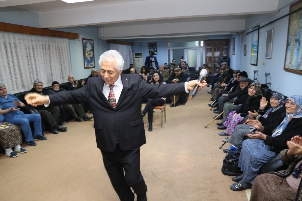 Turgutlu Belediyesinden huzurevinde muhteşem konser