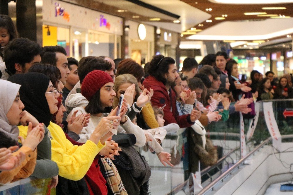 5’inci yılını Retrobüs’le kutladı