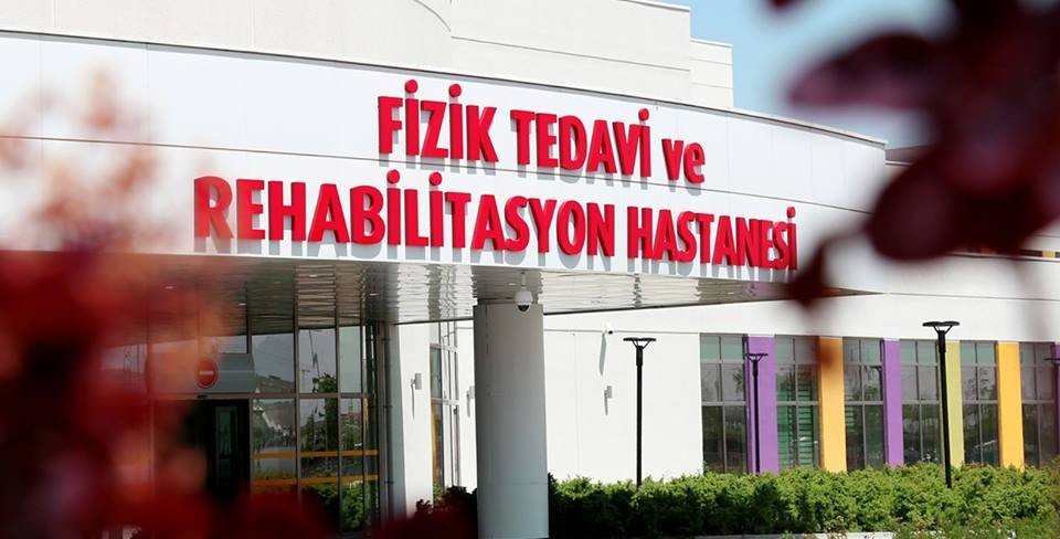 kayseri sehir hastanesinde ilk mesai fizik tedavi ve rehabilitasyon hastanesi ile basladi