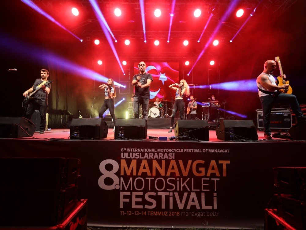 Motosiklet Festivalinde Haluk Levent rüzgarı