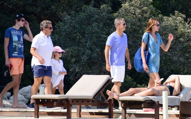 Sarkozy ve dünyaca ünlü şarkıcı eşi Bodrum’da