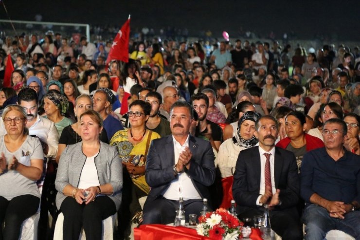 Emre Aydın Toroslar’ı coşturdu