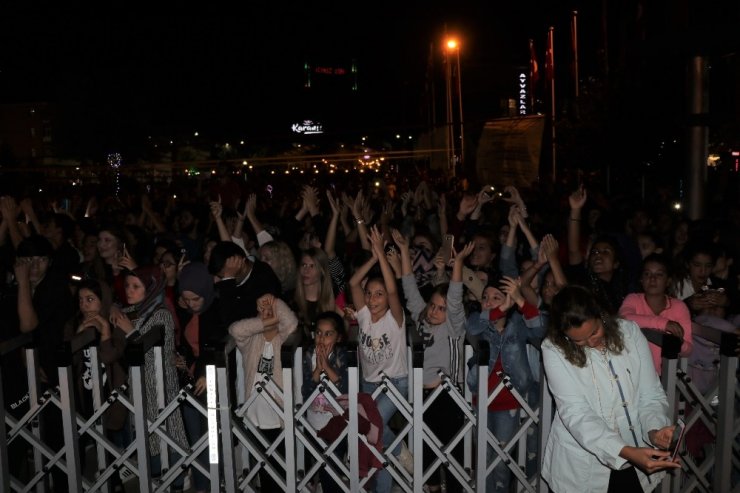 Belgesel Film Festivali’nde İlyas Yalçıntaş rüzgarı