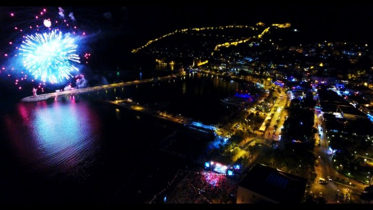 Alanya’da Cumhuriyet coşkusu