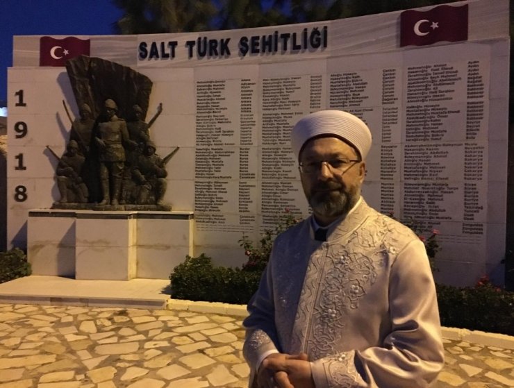 Diyanet İşleri Başkanı Erbaş, Ürdün’de Türk şehitliğini ziyaret etti