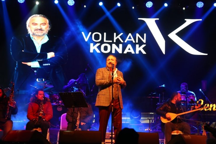 Eksi 5 derecede Volkan Konak konseri