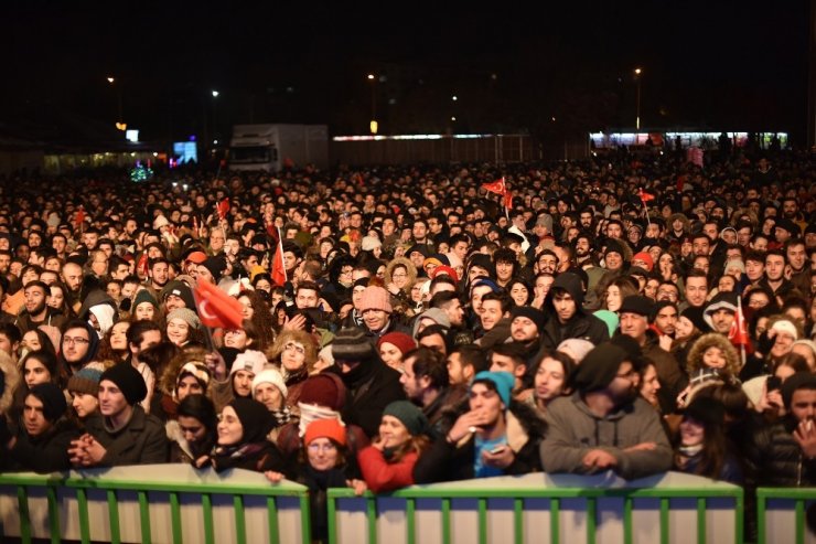 Eskişehir’de Selda Bağcan rüzgarı