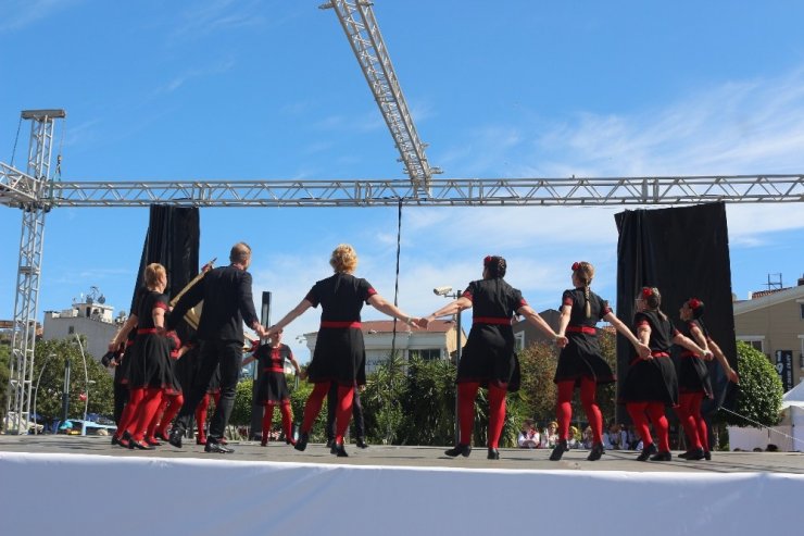 Uluslararası Marmaris Halk Dansları Festivali başladı