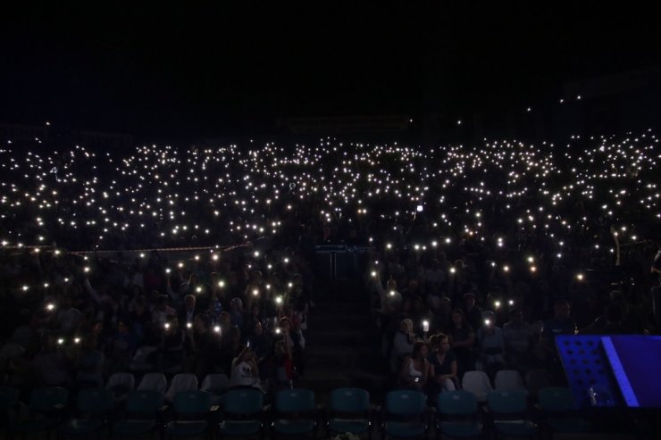 Akşehir’de Işın Karaca rüzgarı esti