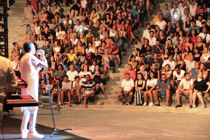 Hakan Altun, Bodrum’a yerleşen ünlüler kervanına katıldı