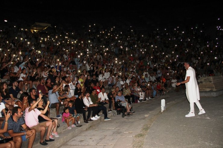 Hakan Altun, Bodrum’a yerleşen ünlüler kervanına katıldı