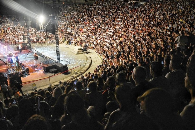 Sıla: “Arınmak ve iyileşmek için Bodrum’a geldim”