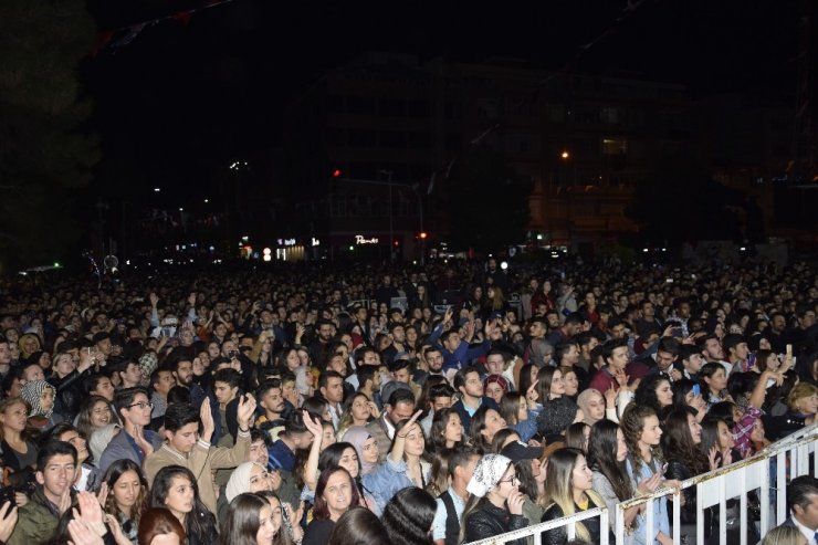 Şarkıcı Bengü, Salda’da klip çekecek