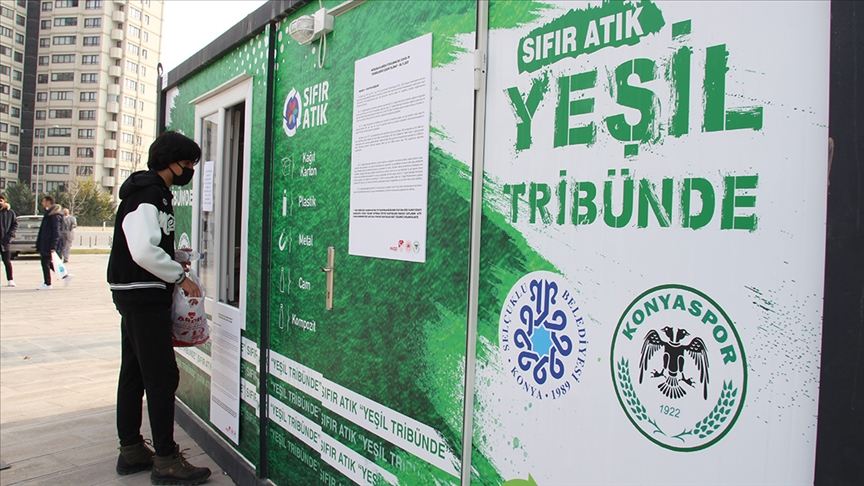 yesil-tribun.jpg